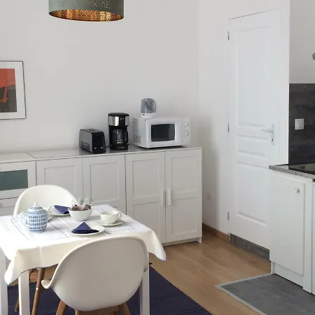 Lola Apartment